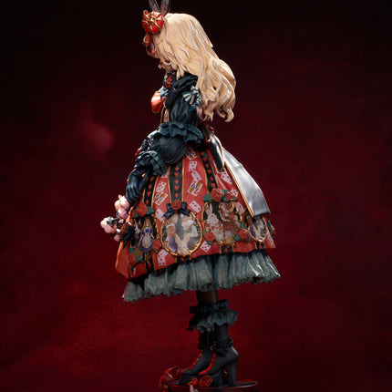 Red Queen and Princess Alice` (Figure)