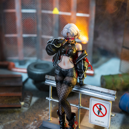 [Bonus Included] Goddess of Victory: Nikke Drake: Villain Racer Deluxe Edition (Figure)