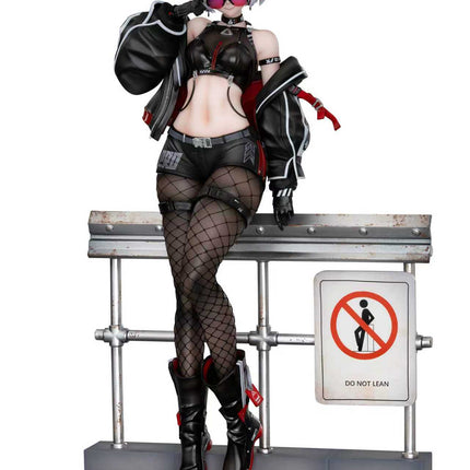 [Bonus Included] Goddess of Victory: Nikke Drake: Villain Racer Deluxe Edition (Figure)